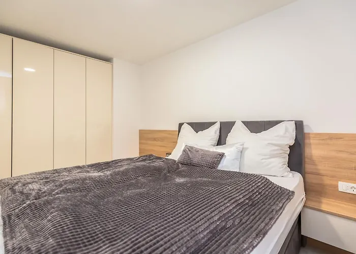 Delux Apartments Selina