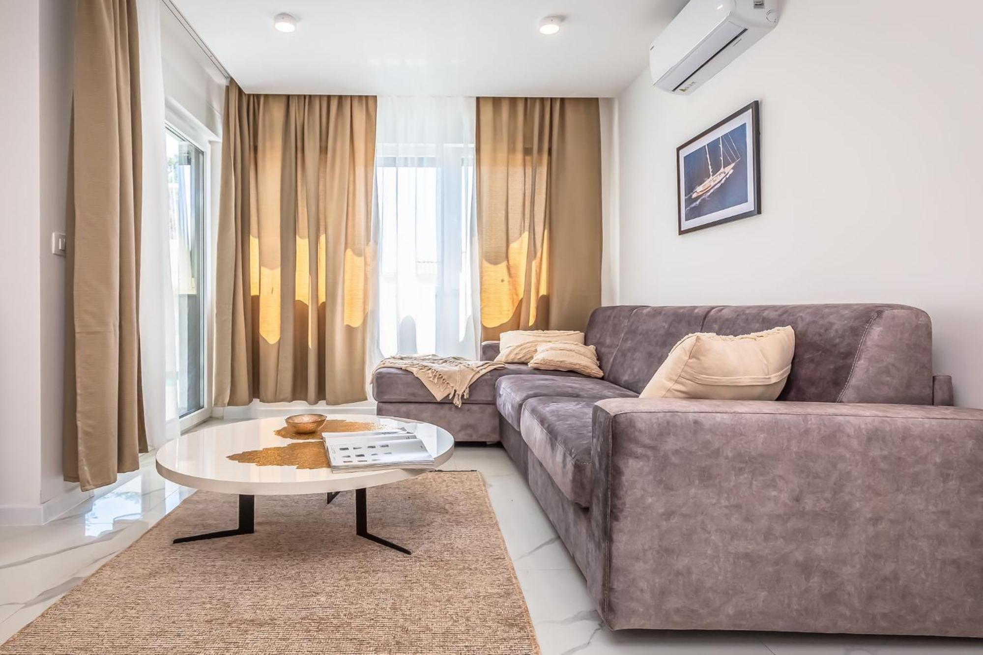 Delux Selina Apartment Baska Voda